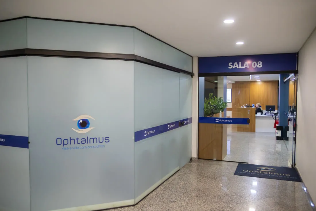 Entrada da Clínica Ophtalmus, Sala 08, Edifício Medclínicas