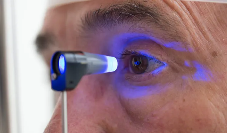 Exame diagnóstico de glaucoma na Clínica Ophtalmus