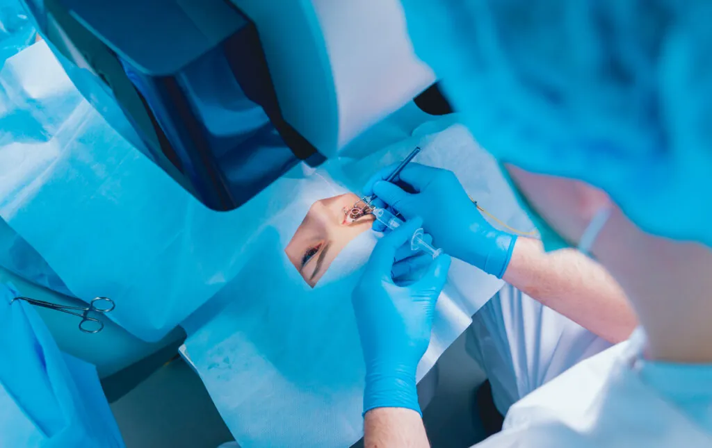 Cirurgia refrativa a laser na Clínica Ophtalmus